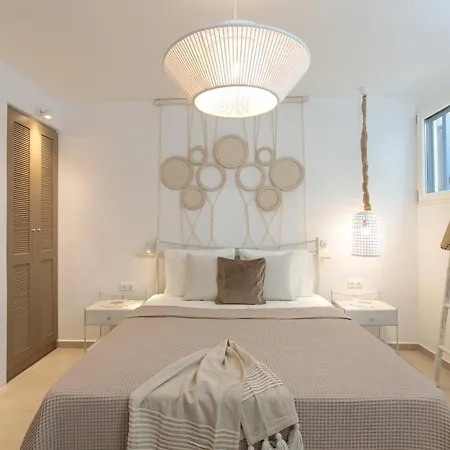 Sun, Beachfront With Stunning Views, Naxos * Mikri Vigla